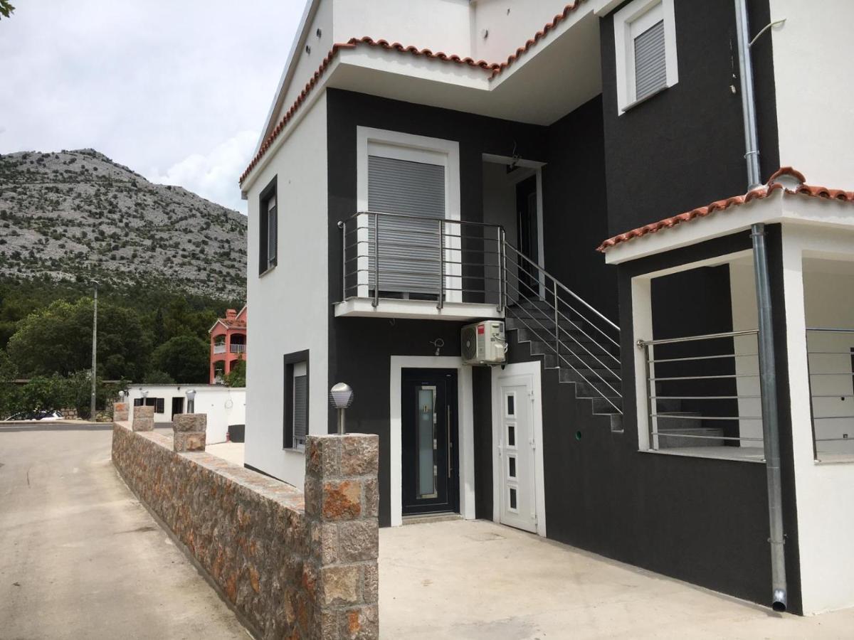 Jeli Apartments Starigrad Paklenica Exterior photo