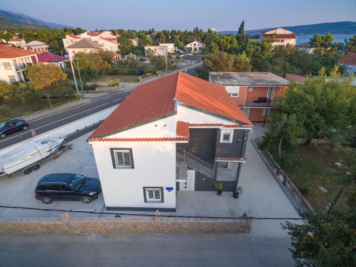 Jeli Apartments Starigrad Paklenica Exterior photo